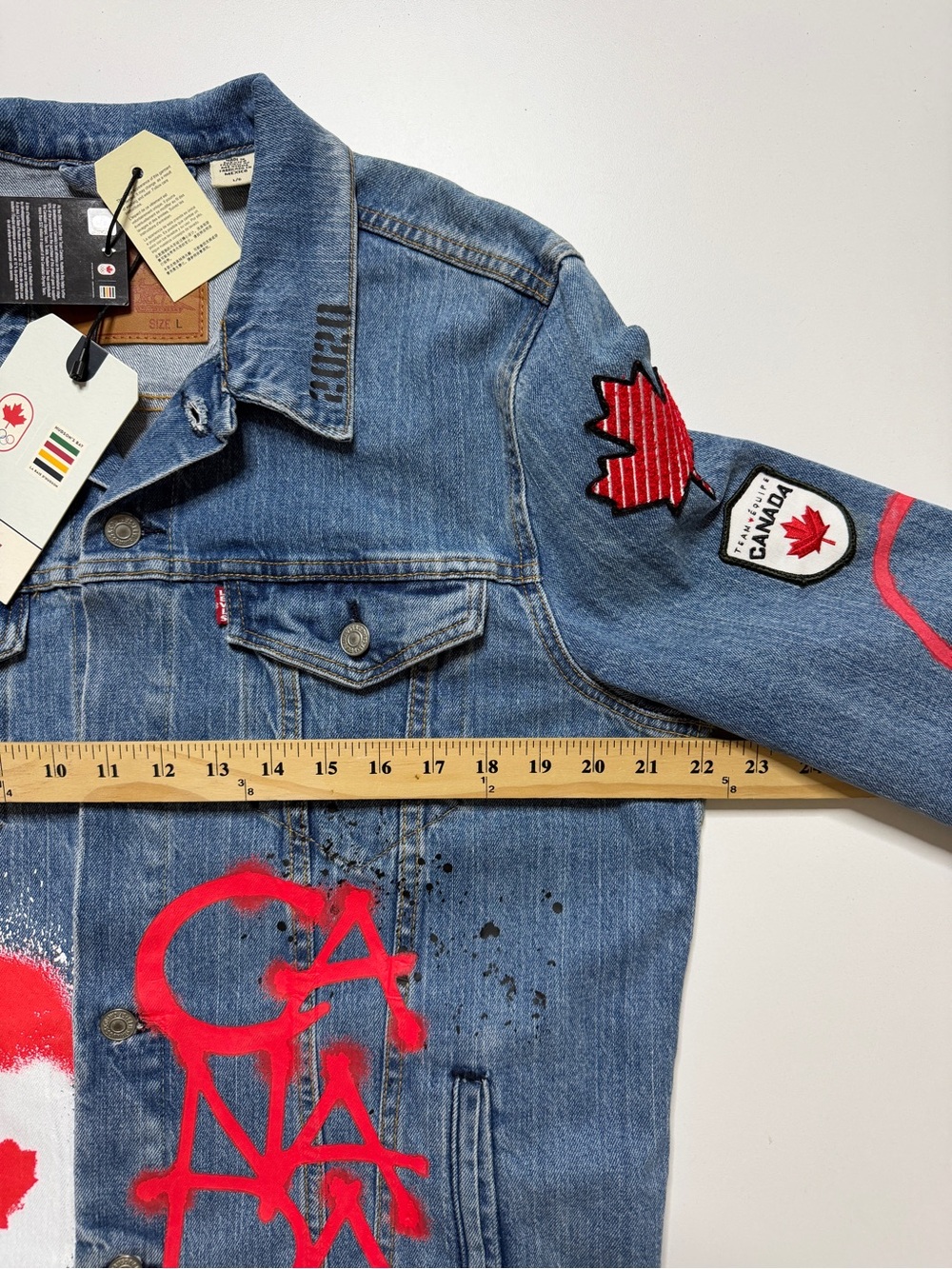 Levi’s 2020 Olympics Hudsons Bay Company Type 3 Denim Trucker Jacket Mens Large - Picture 10 of 12